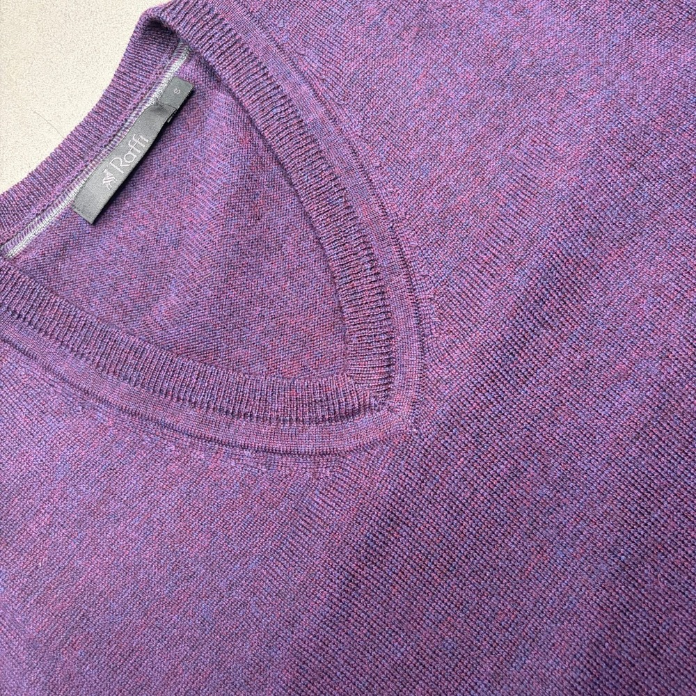 Raffi V-Neck Sweater Mens Small Purple 100% Extra Fine Merino Wool Dark Academia